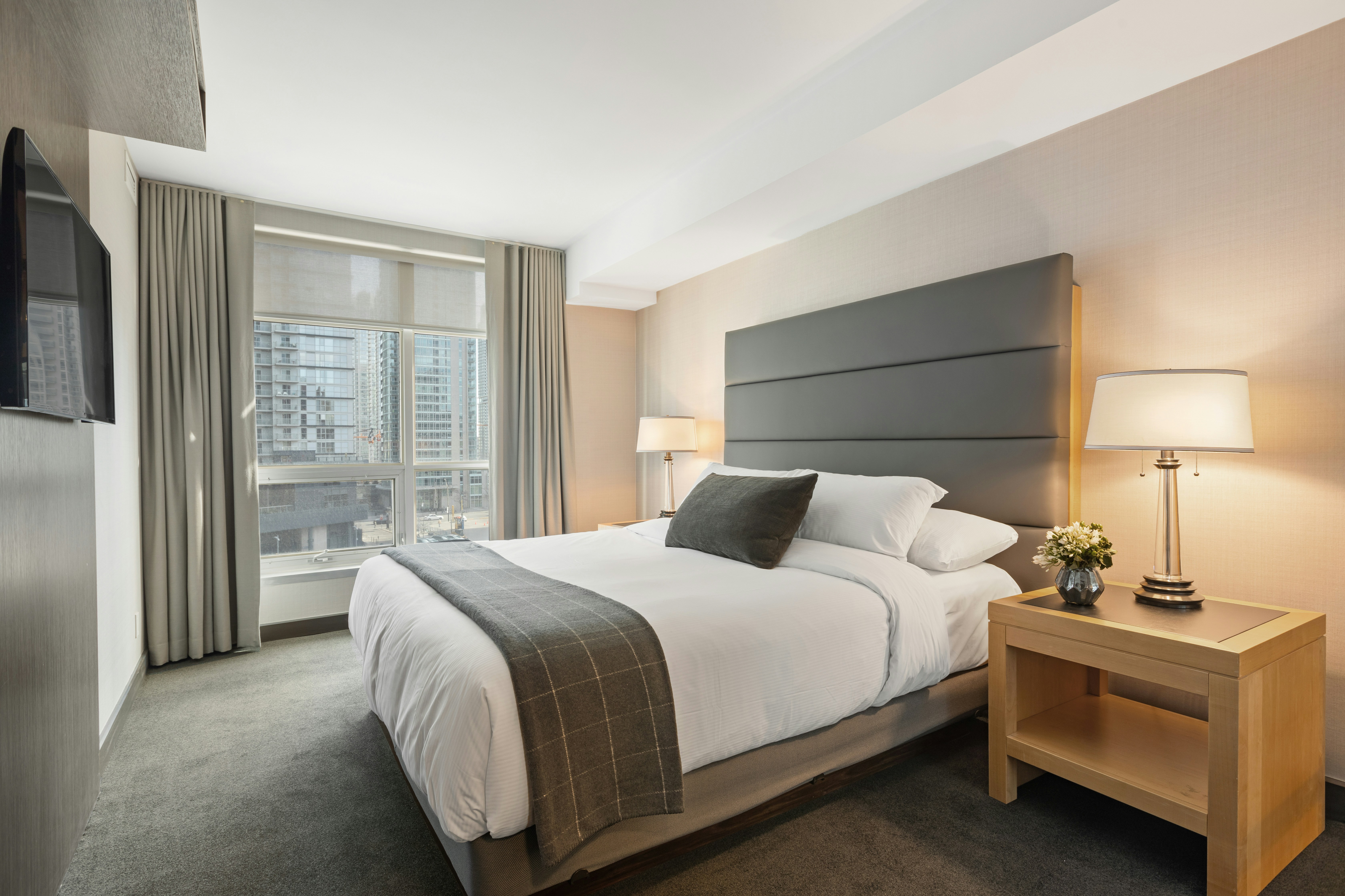 deluxe-room